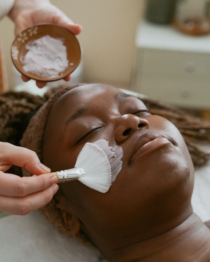 Glow Facial at Shine De Spa, luxury spa in Ikeja Lagos